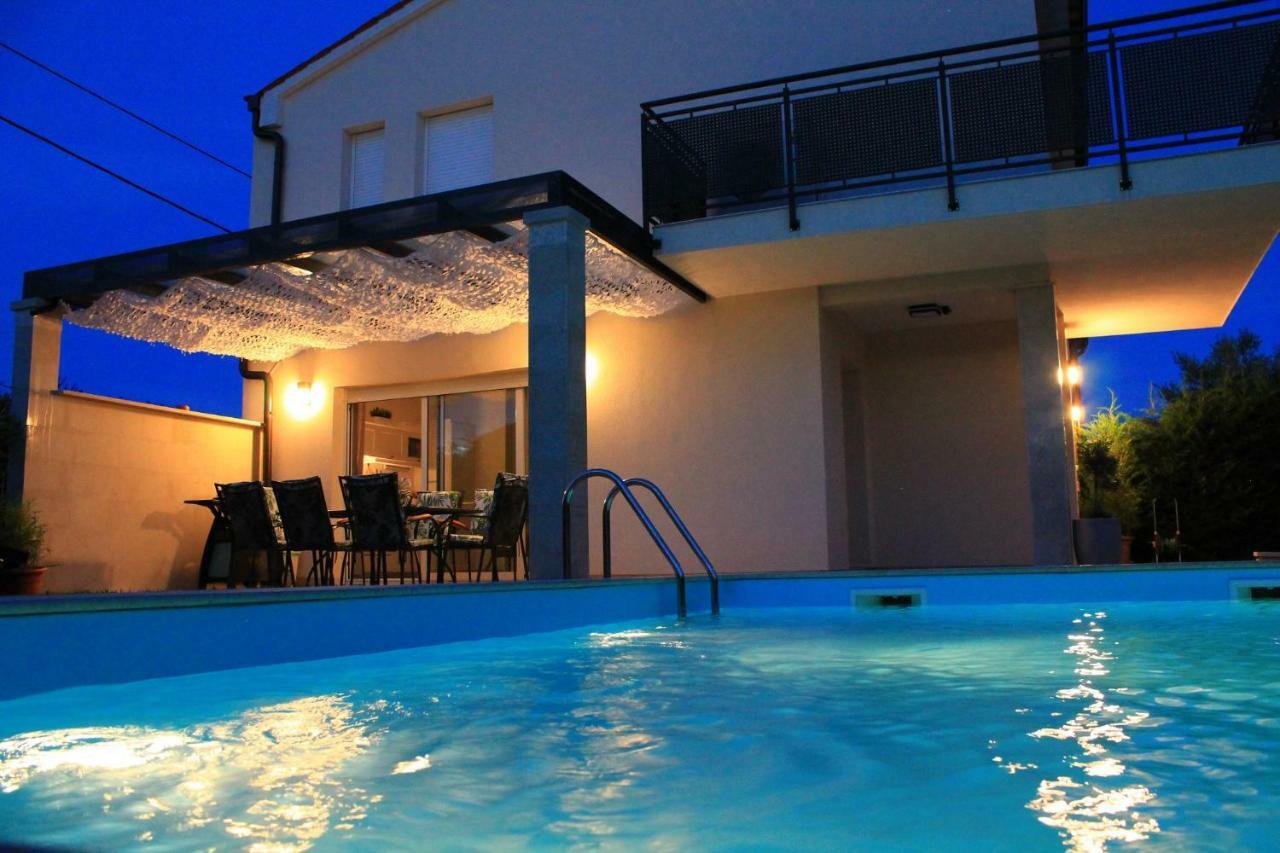 Villa Divina Pola Esterno foto
